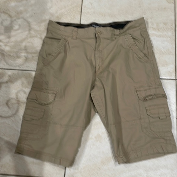 COMPANY EIGHTY ONE CARGO SHORTS - Picture 1 of 2